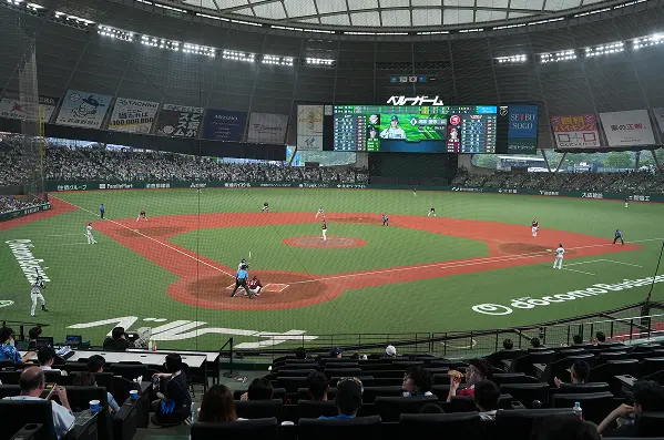 アメリカン・エキスプレス プレミアム シートAから見たグラウンドのイメージ